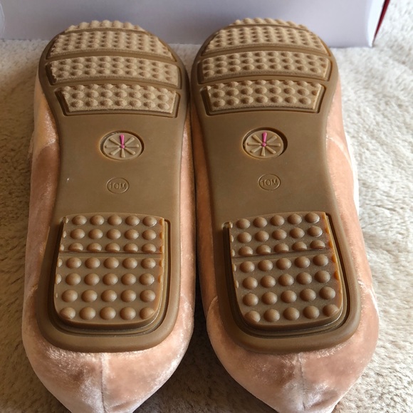 🎀 Velvet Moccasins with Grosgrain Bow 🎀 - Picture 8 of 12